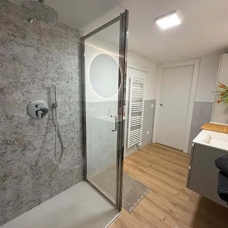 Giulia Retreat Διαμέρισμα Πεσκιέρα ντελ Γκάρντα